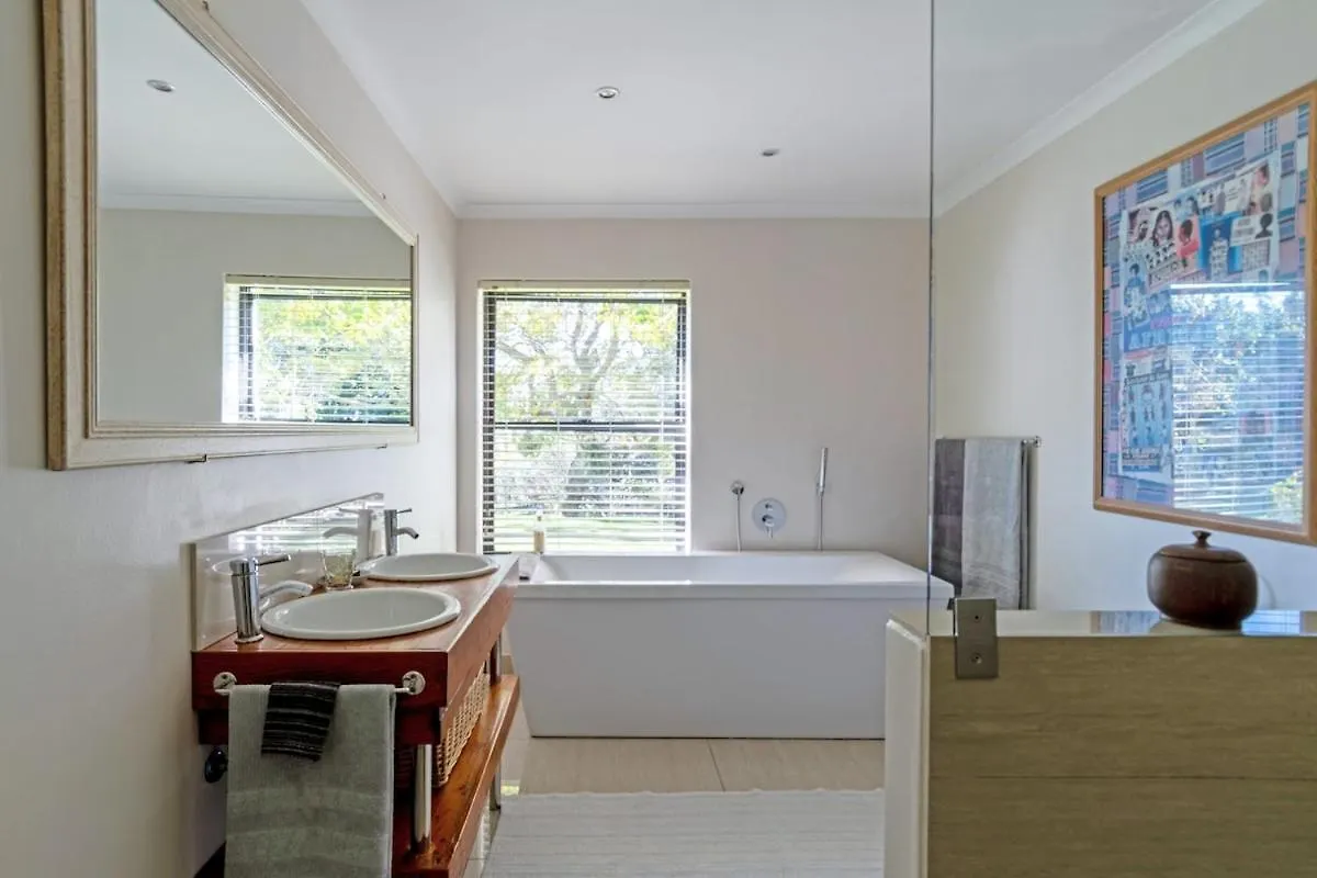 Apartment On Constantia Wine Route Cape Town