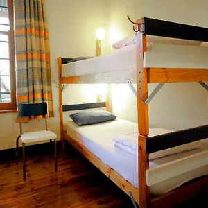  Hostal Zebra Crossing Backpacker